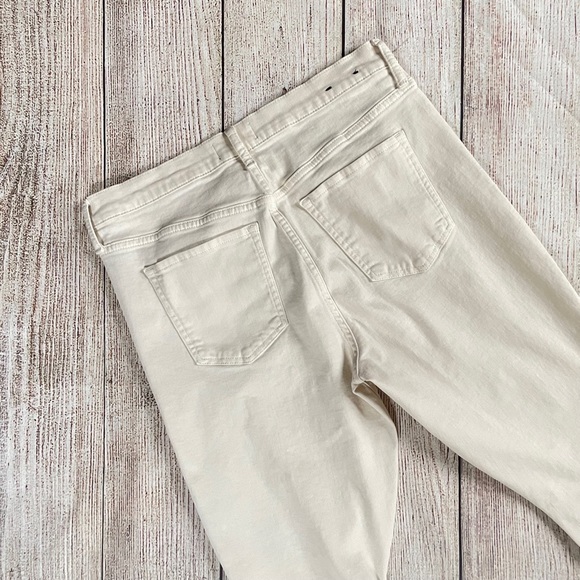 Gap High Rise Distressed Legging Jeans w/ Button Fly - Picture 10 of 10